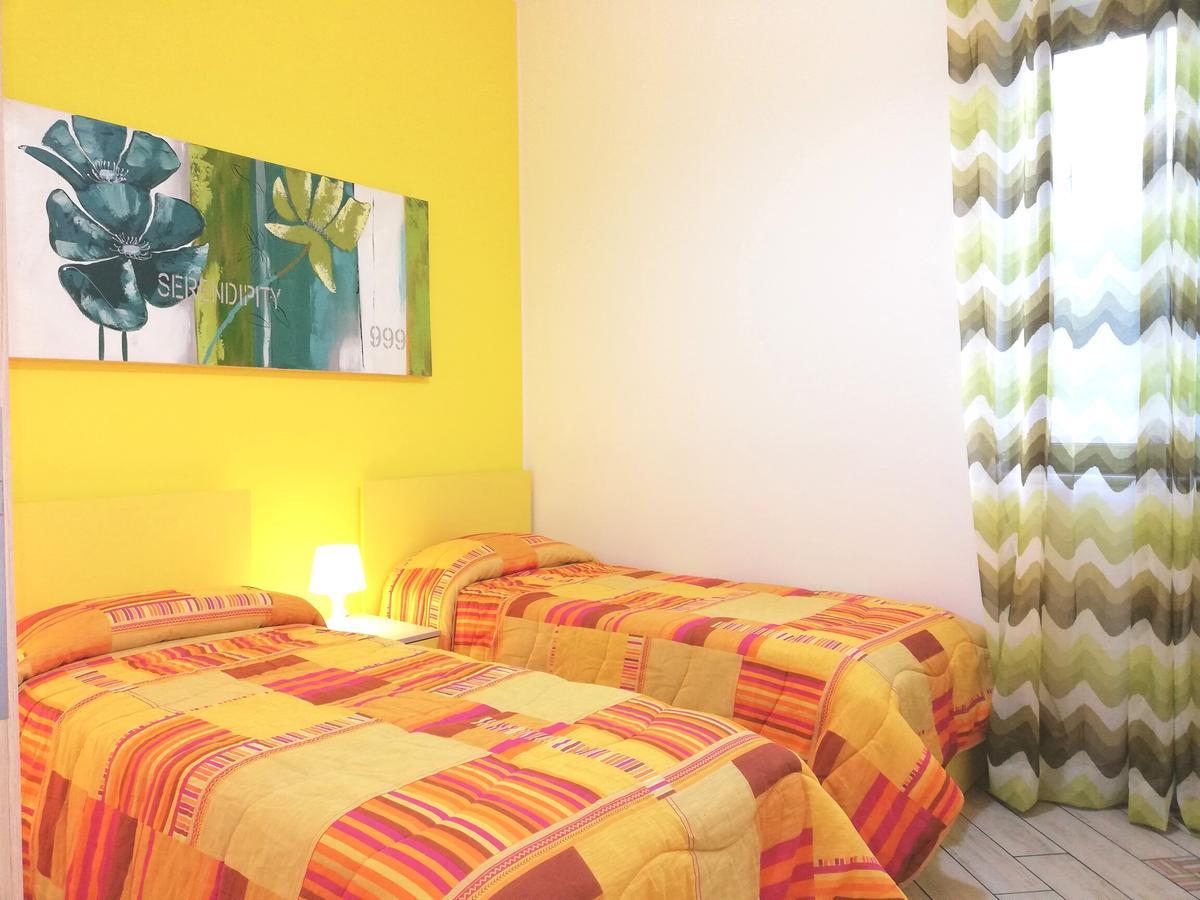 Capo D'Orlando Apartments Eksteriør billede