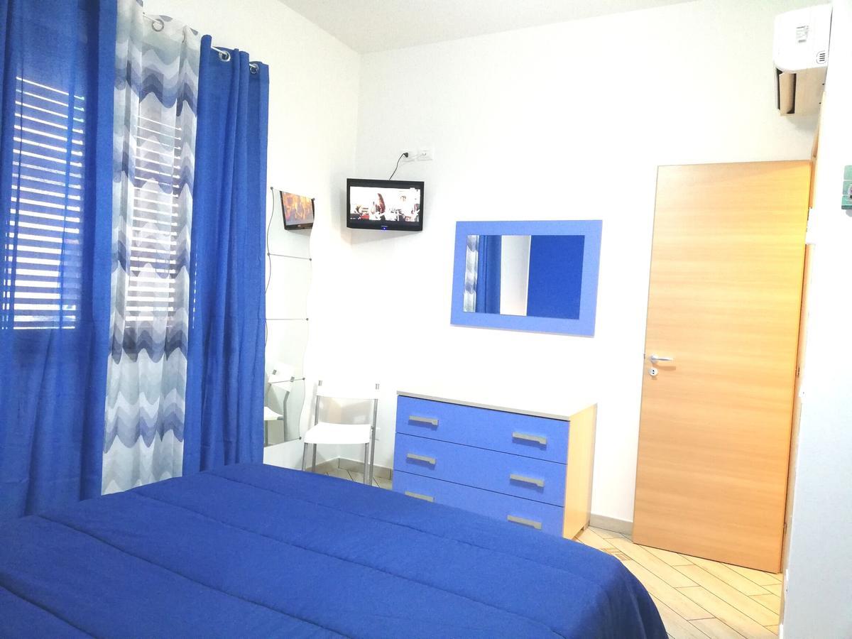 Capo D'Orlando Apartments Eksteriør billede
