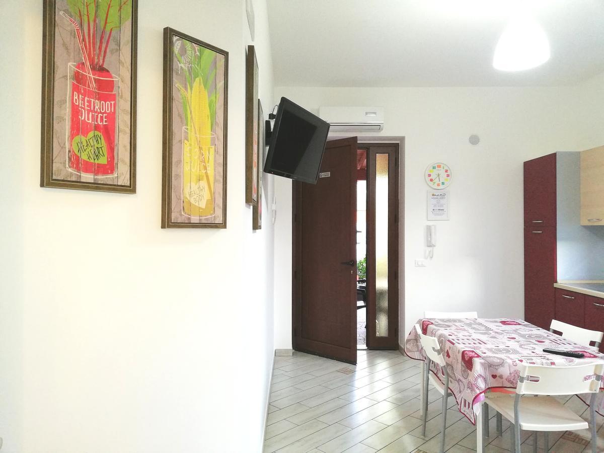 Capo D'Orlando Apartments Eksteriør billede