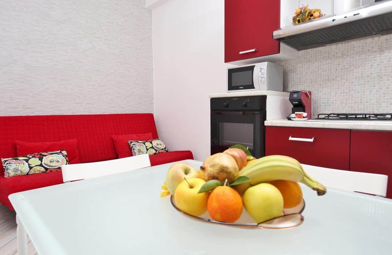 Capo D'Orlando Apartments Eksteriør billede