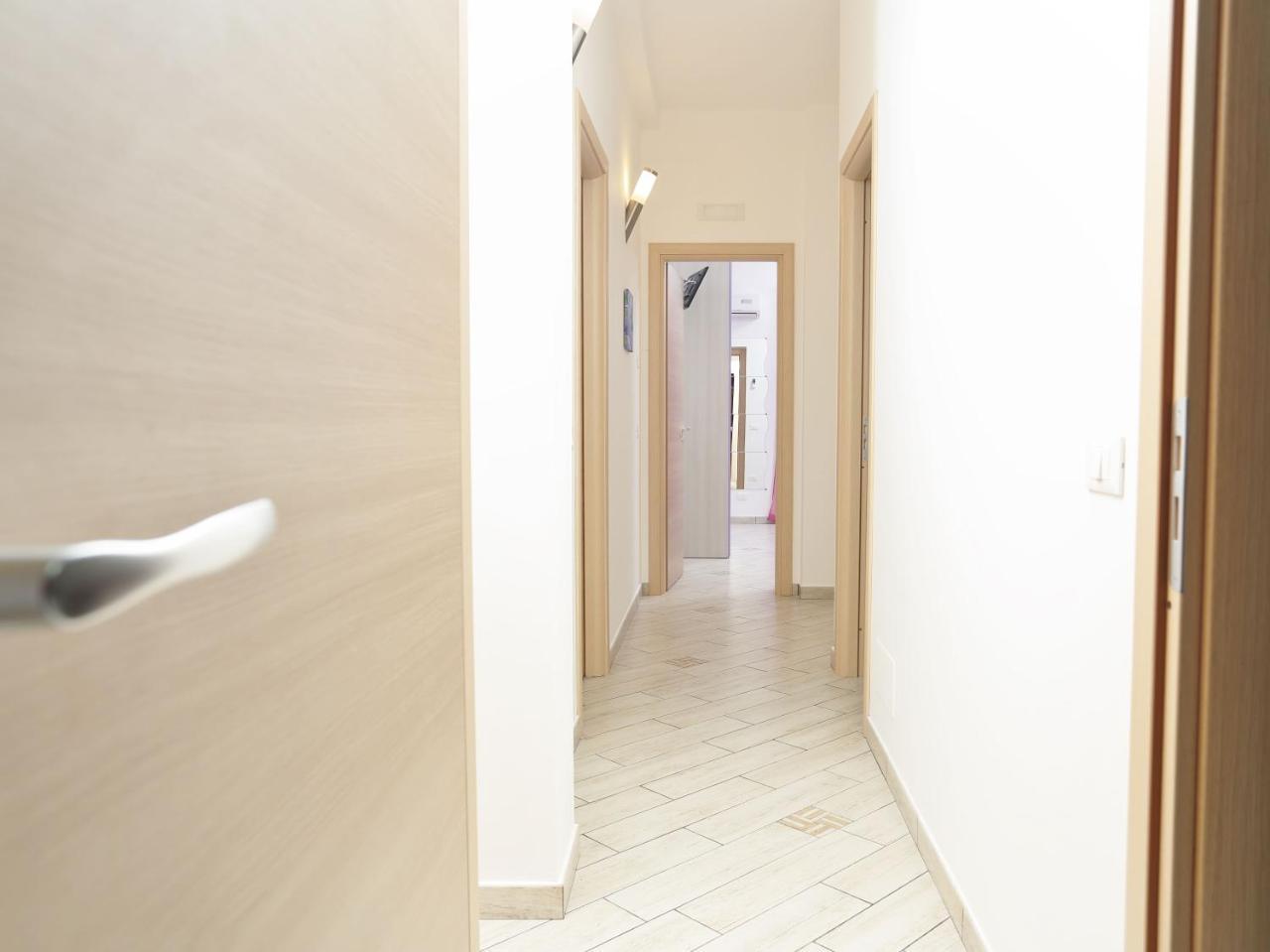 Capo D'Orlando Apartments Eksteriør billede