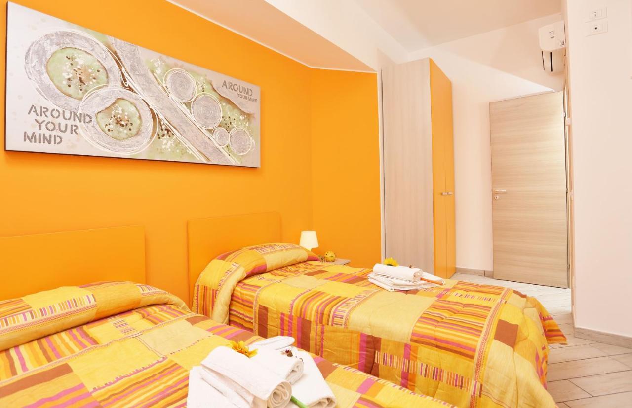 Capo D'Orlando Apartments Eksteriør billede