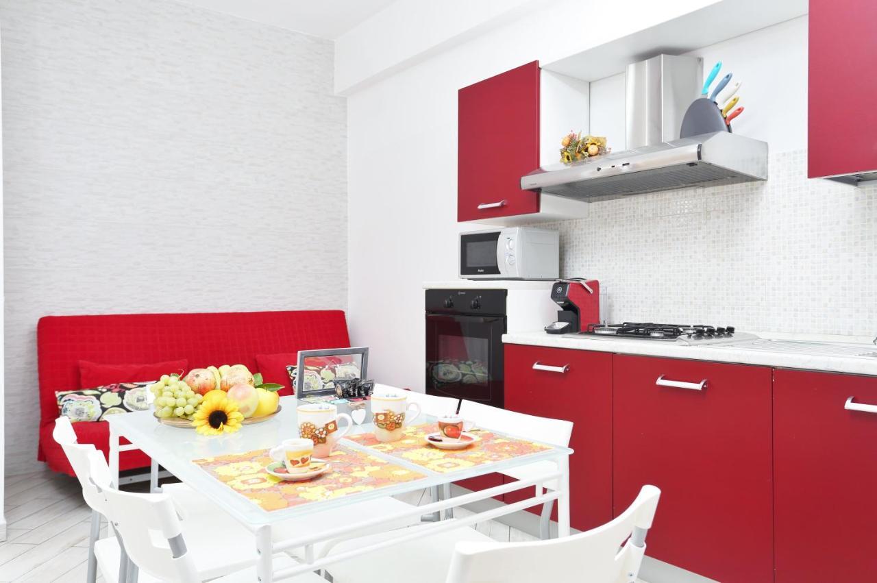 Capo D'Orlando Apartments Eksteriør billede